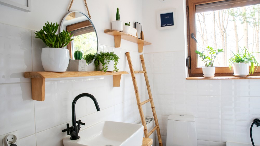 Less is More: A Guide To Minimalist Bathroom Remodeling